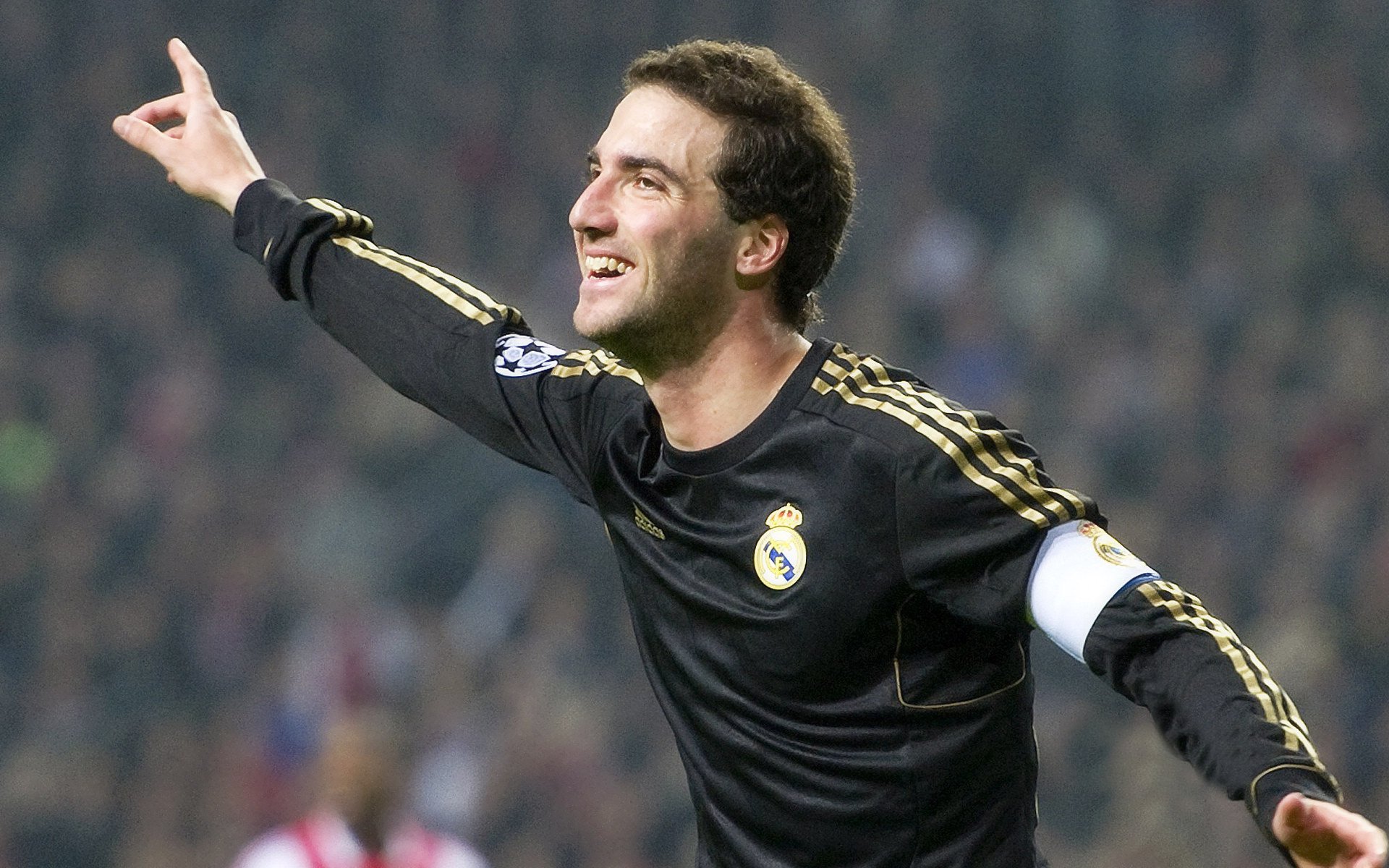 西甲联赛激战正酣,豪门对决引爆全球目光