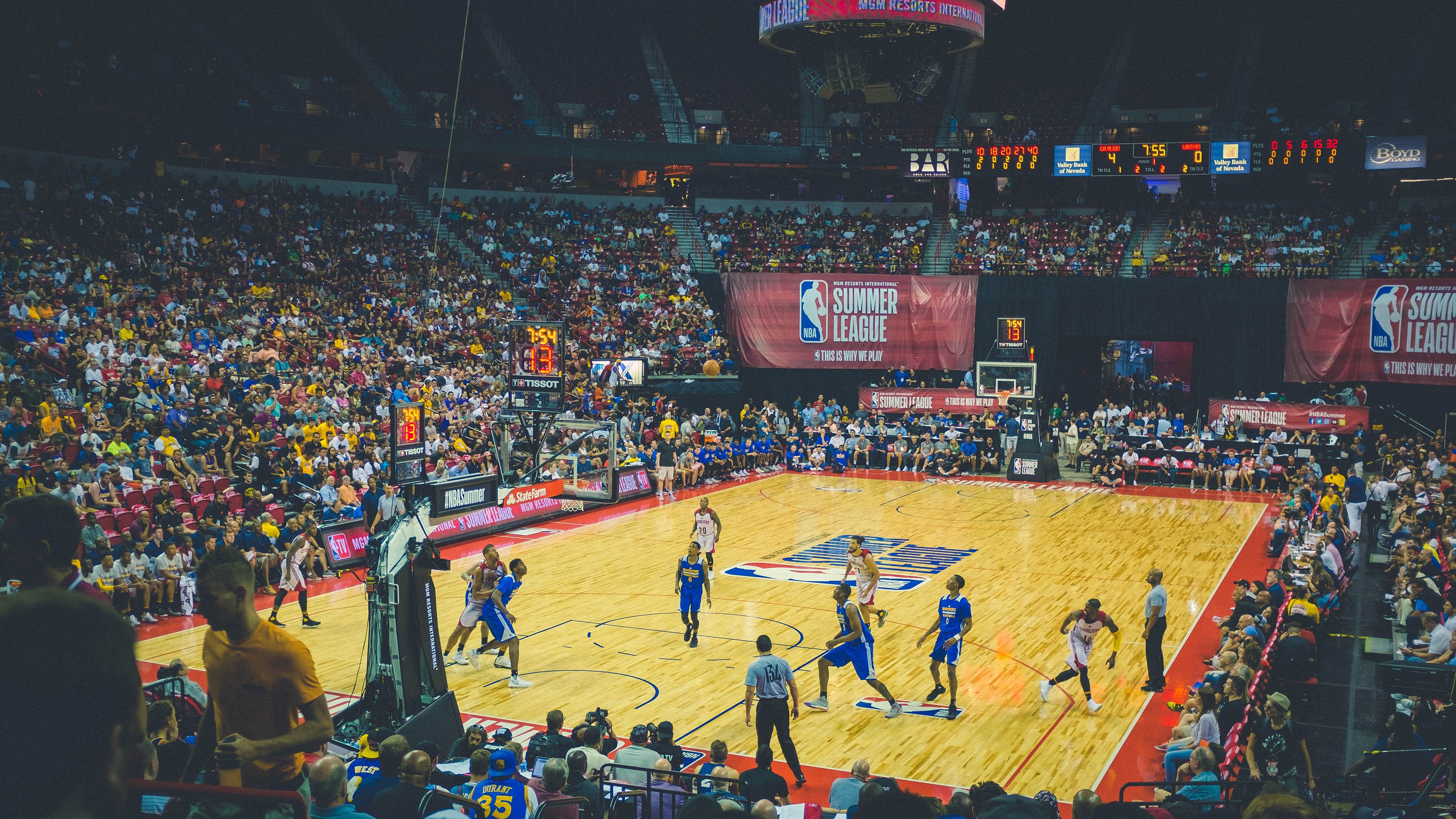 NBA全明星赛星光璀璨，东部逆转西部创纪录