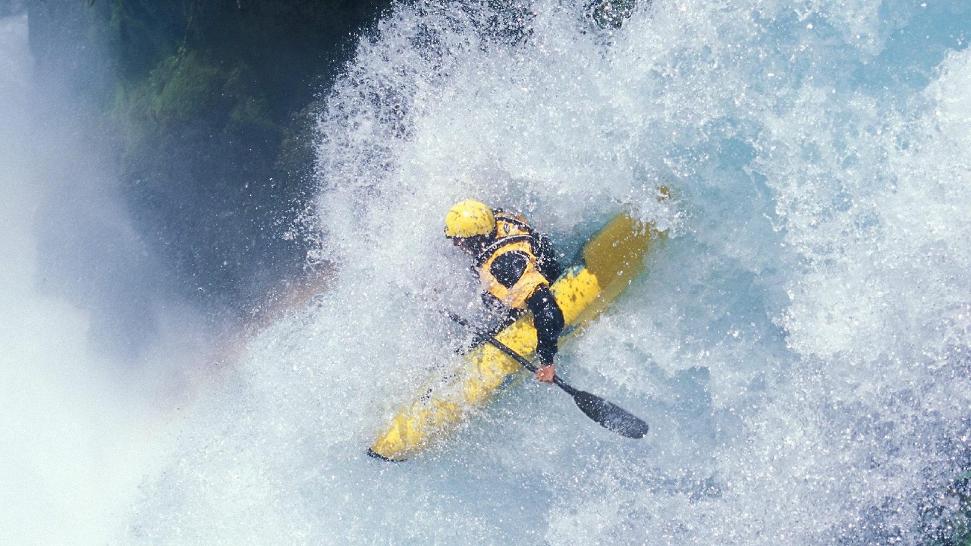 电竞世界杯落幕，中国战队斩获双冠创历史